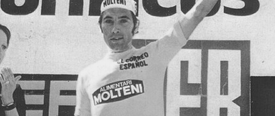 Eddy Merckx celebrating his victory at Vuelta a Espana in 1973