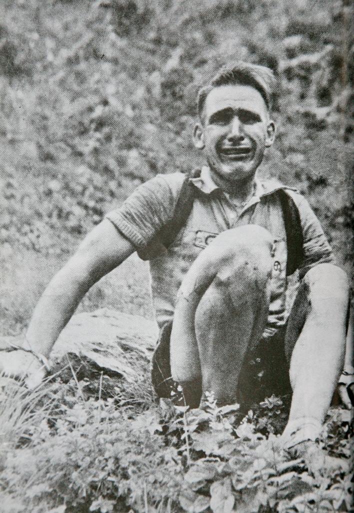 Wim van Est after his shocking crash on Col d d'Aubisque during Tour de France 1951