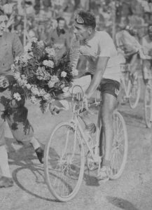 Alfredo Binda after his last Giro d'Italia overall victory in 1933