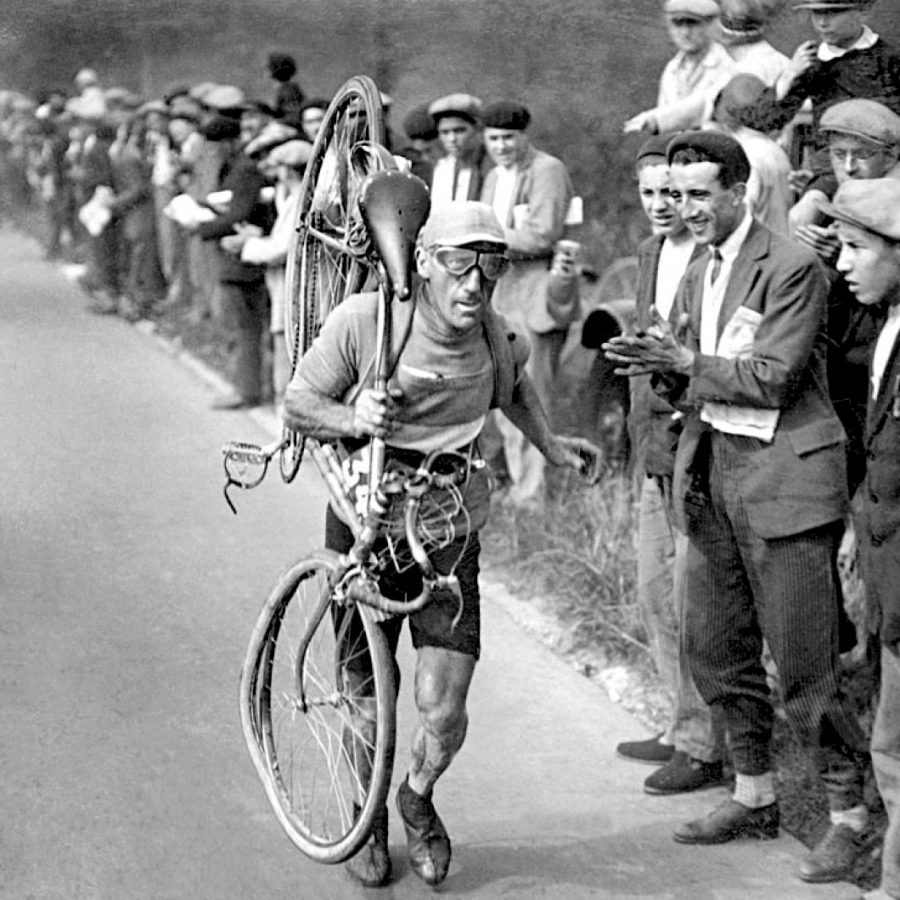 French cyclist Victor Fontan carrying his bike on his shoulder at Tour de France 1929