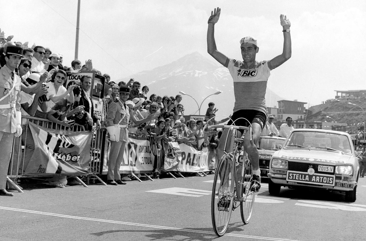 Luis Ocana crossing the finish line at Orcières-Merlete on the 1th stage of Tour de Frsnce 1971