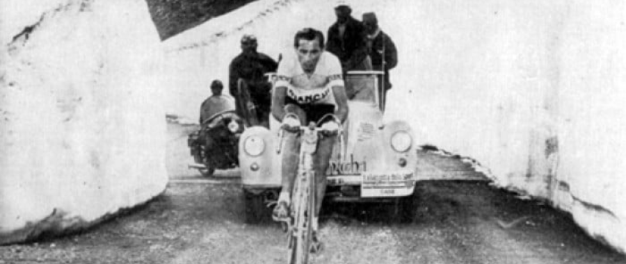 Fausto Coppi climbing Passo dello Stelvio in its introducional stage during Giro d'Italia 1953